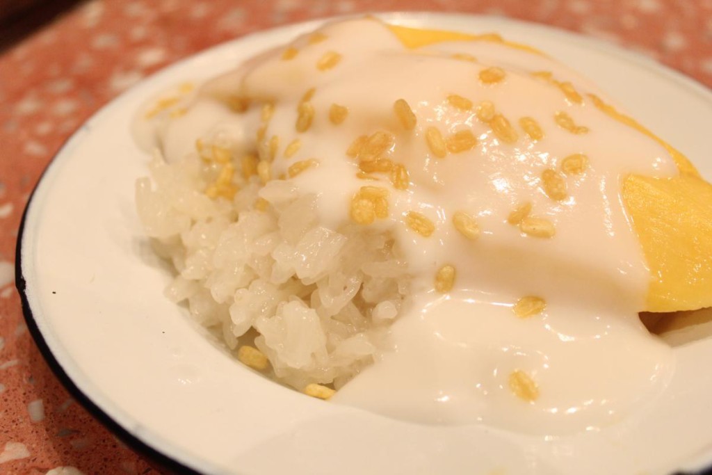 samsen-mango-sticky-rice